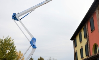 Boom lift truck 27D speed extended